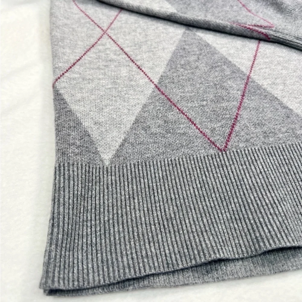 TAHARI Women’s Argyle Academia Grey/Pink‎ Crewneck Sweater Size Extra Small - Picture 5 of 13